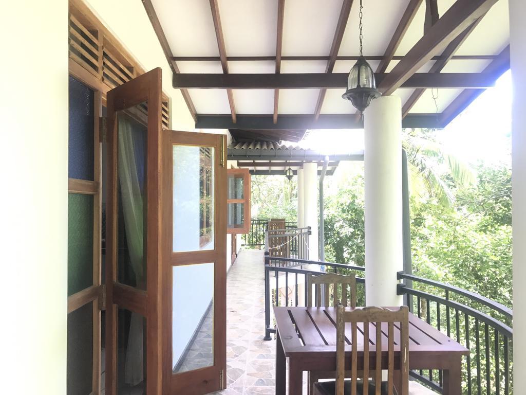 Mount Nature Villa Хиккадува Номер фото
