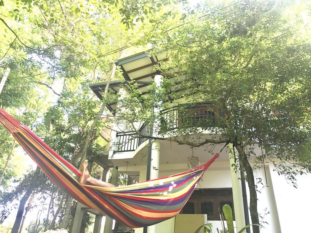 Mount Nature Villa Хиккадува Экстерьер фото
